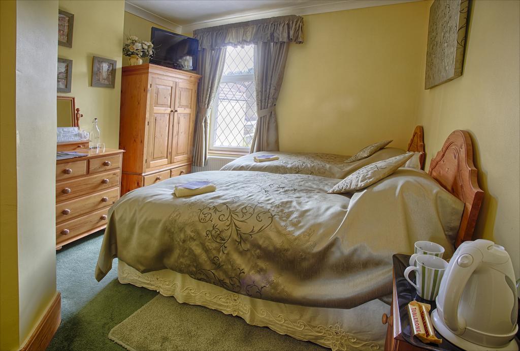 Sandown & The Annexe Dover Room photo