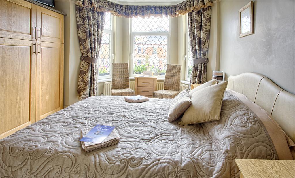 Sandown & The Annexe Dover Room photo